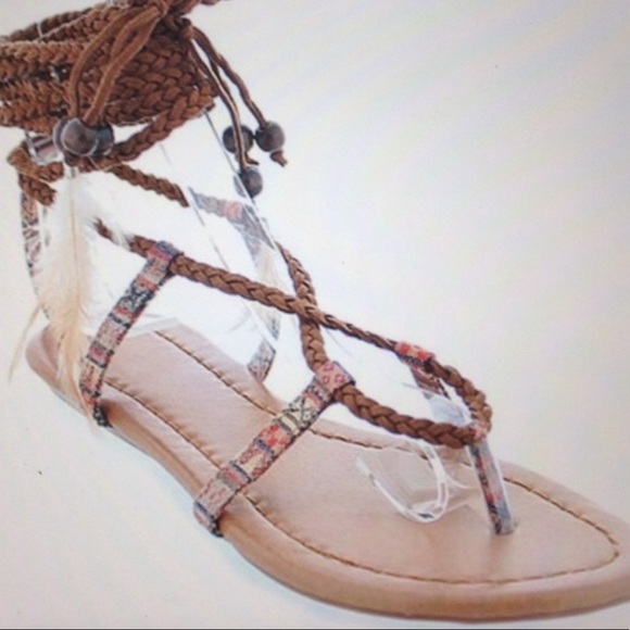 SIZE 7-BRAID LACE UP-PRICE FIRM-😍😍HOST PICK😍😍 - Picture 2 of 8